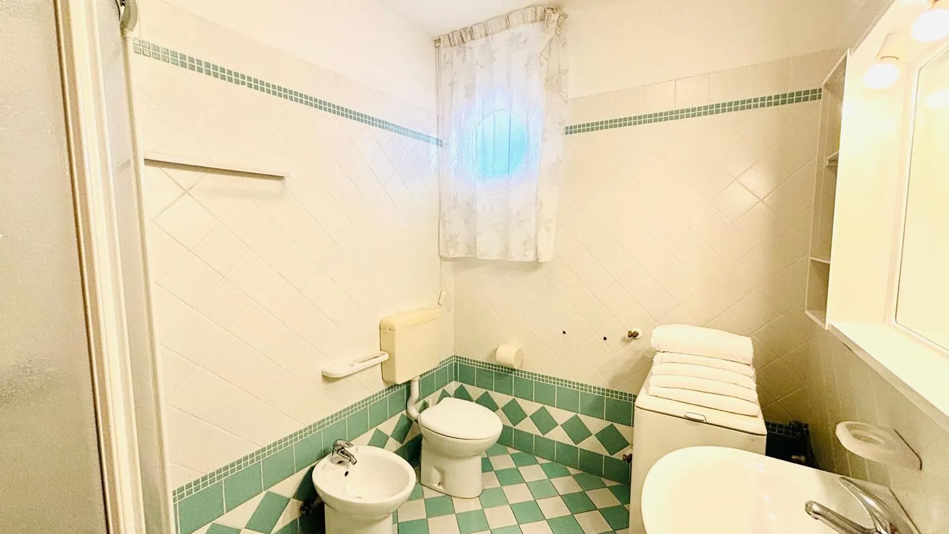 Villa Alpina - Frontemare Centrale - Immobil Relax Τζεσόλο Λίντο